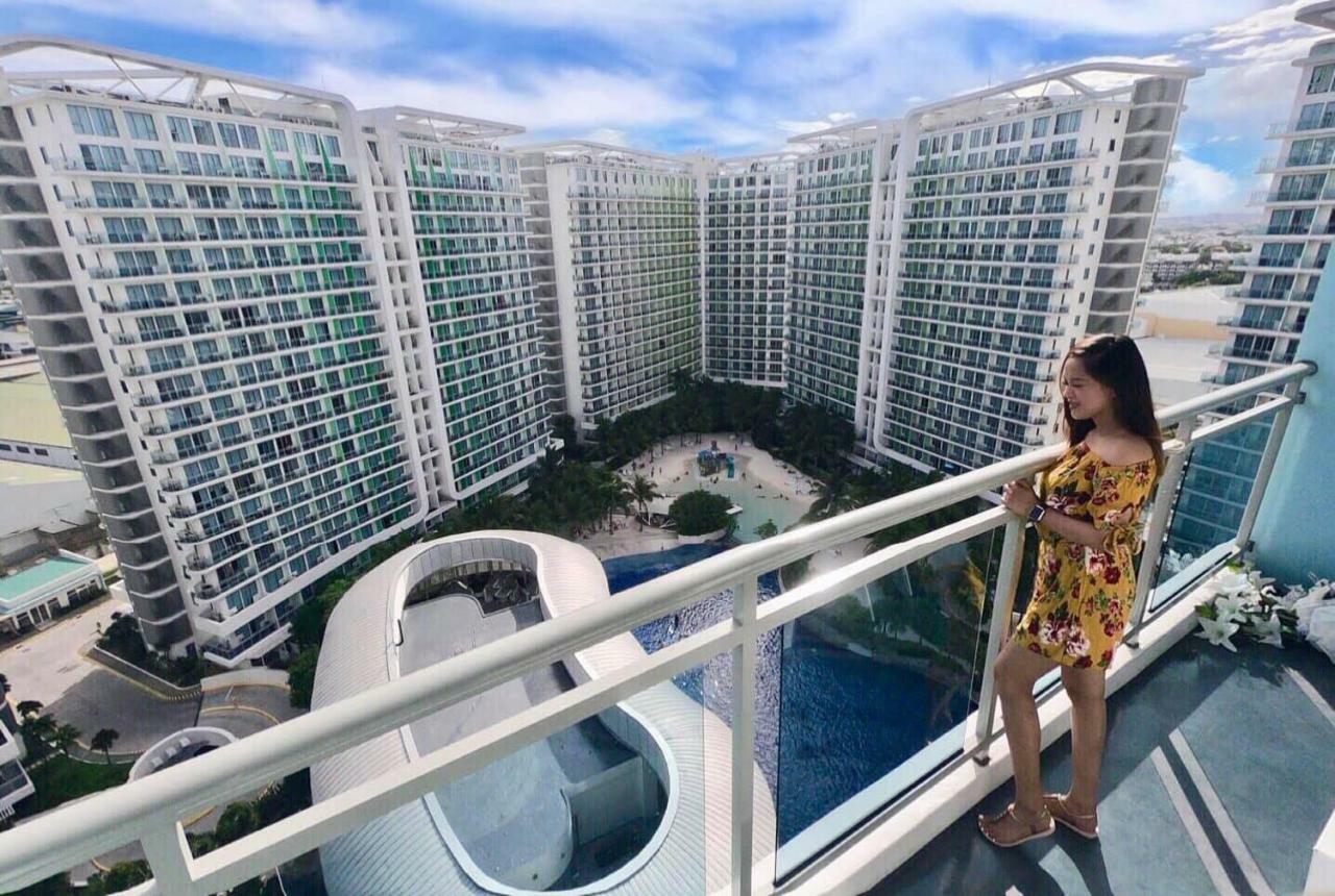 Azure Condo Resort Paranaque Bldg Maldives Манила Экстерьер фото